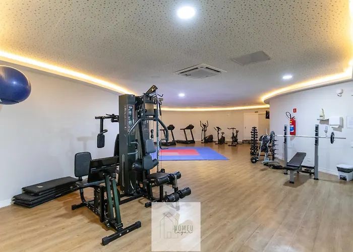 Pé na areia, espaço kids e 450 mb wifi em